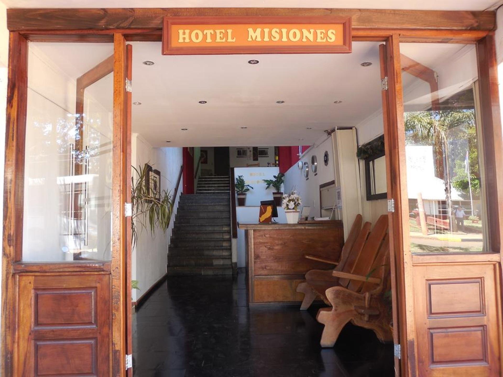 Nuevo Hotel Misiones Puerto Iguazú Extérieur photo